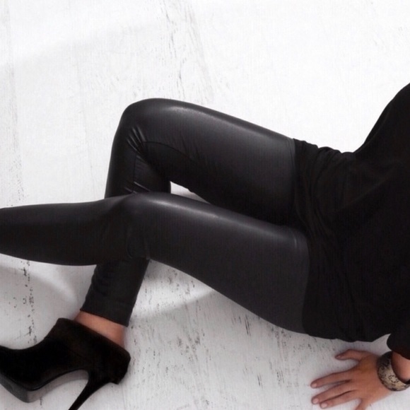 RELISTED SIZE LARGE AVAILABLE Faux Leather Black Leggings - Picture 2 of 4